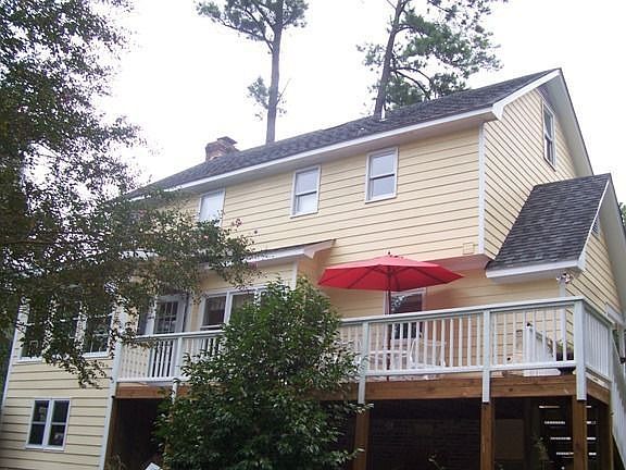 Back View of oversize Deck