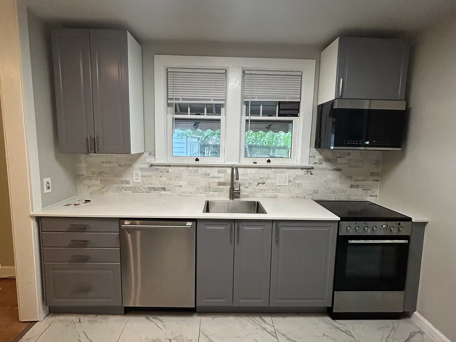 4 bed, 1750 sqft, $3,800 — Photo 2