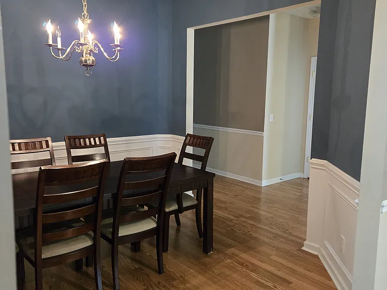 6187 Roseway Ct — Photo 8