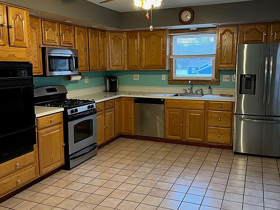 Kitchen 25 X 12