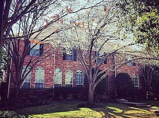 2400 Southern Oak Dr, Irving, TX 75063