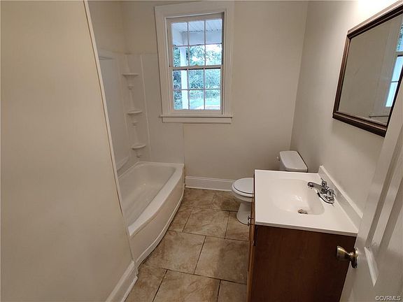 5th image of 2512 Coles St