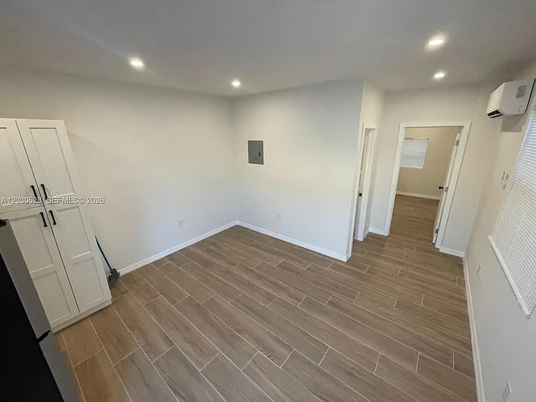 6801 SW 22nd St #- — Photo 9