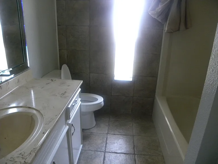 3234 Dunbarton Oak St — Photo 13