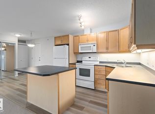 Promenade Eaux Claires, Edmonton, AB T5Z 3Y5