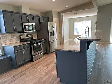 609 Downhaul Dr — Photo 5