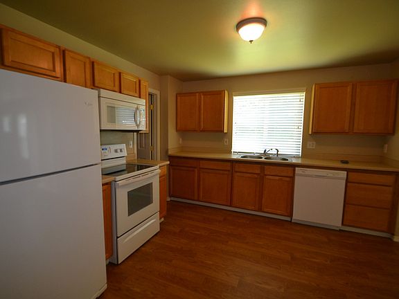 3rd image of 10221 10th Avenue Ct S
