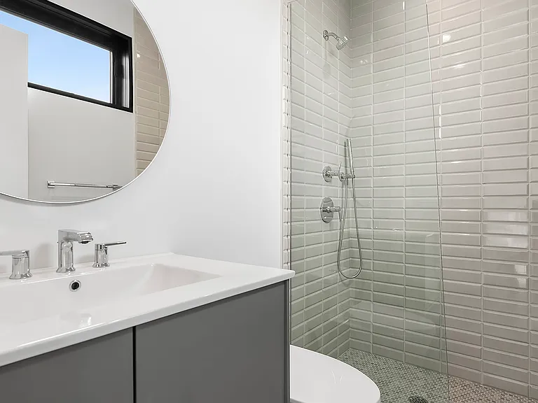 314 Dune Rd — Photo 14
