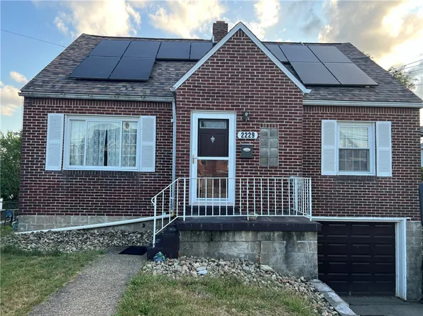 2229 Duchess Ave, West Mifflin, PA 15122