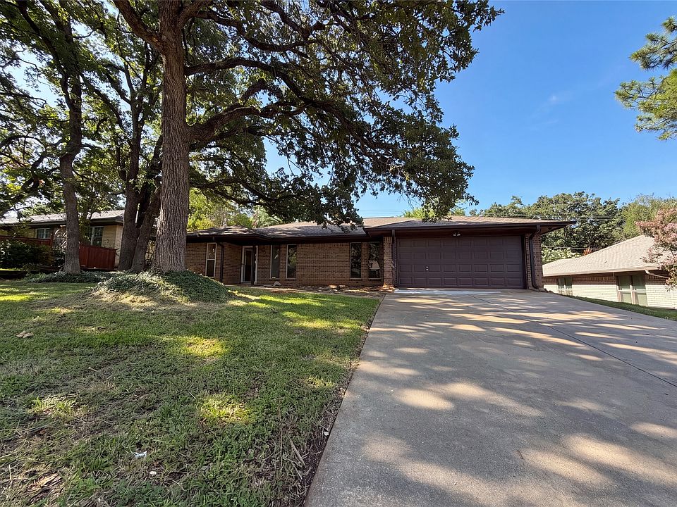 1st image of 5804 Ridge Dr