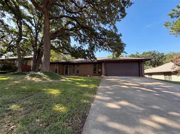 5804 Ridge Dr, Arlington, TX 76016