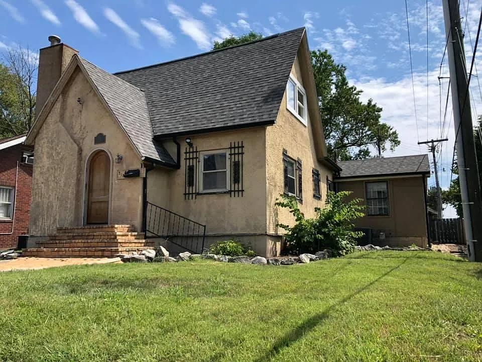 5 bed, 1234 sqft, $5,000 — Photo 2