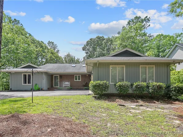 95 Fairway Ln, Sanford, NC 27332