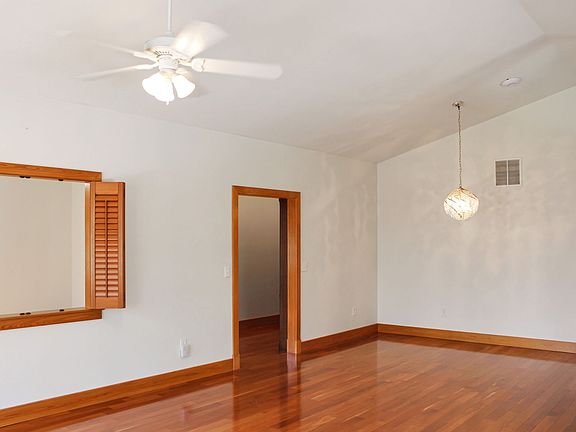 3rd image of 522 Unity Pl