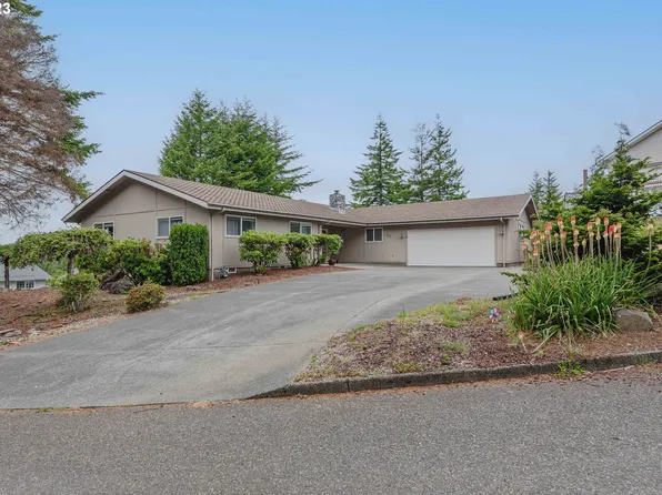 715 Signal Way, Coos Bay, OR 97420