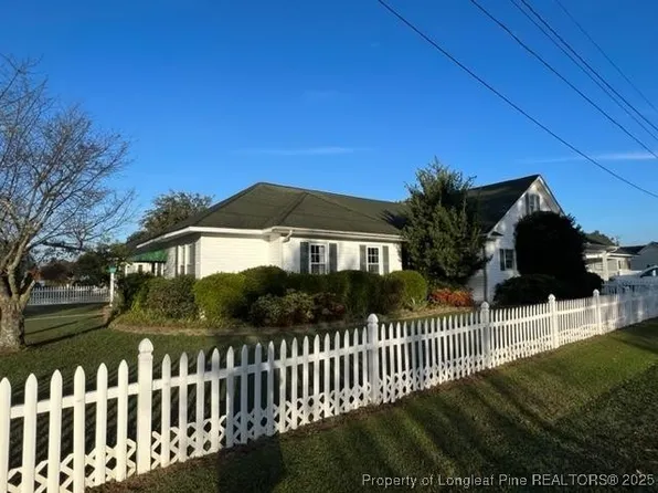 210 E East St, Erwin, NC 28339