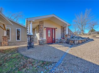 629 W Wallis Rd, Cave Springs, AR 72718