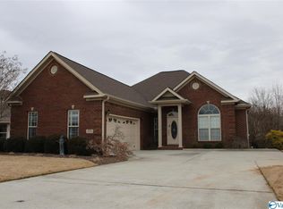 573 Summit Lakes Dr, Athens, AL 35613