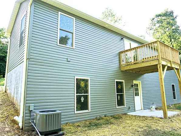1091 Rolling Hills Rd, Dauphin, PA 17018