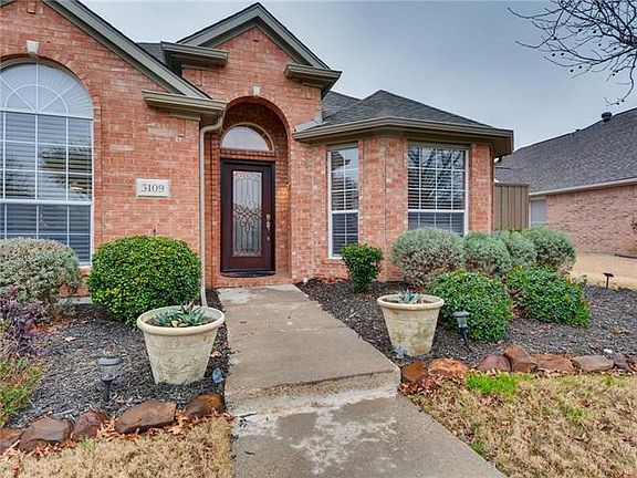 2nd image of 3109 Grenada Dr