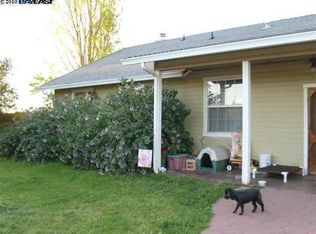 3301 E Lathrop Rd, Manteca, CA 95336