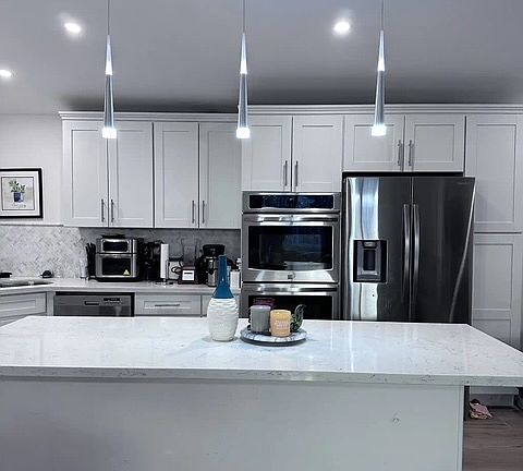 3rd image of 9228 Ronda Ave