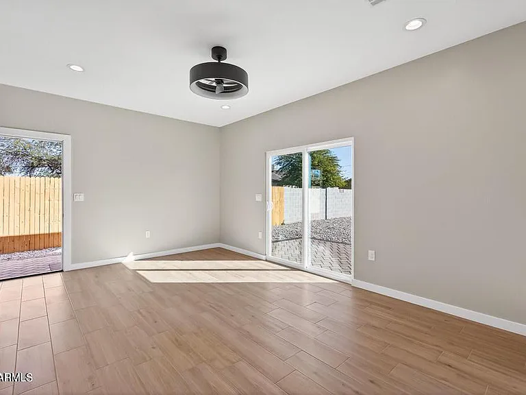 739 S Central Ave #2 — Photo 13