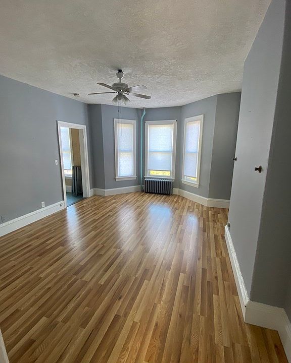 2nd image of 5 Winthrop St #3