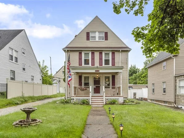364 Reed Ave, Akron, OH 44301