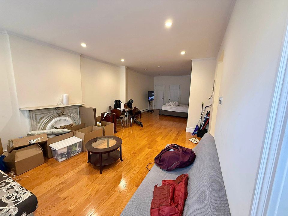 1st image of 613 9th Ave #2U