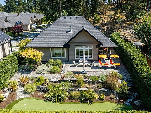 5th image of 3380 Bradner Cir
