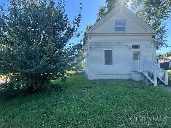 3rd image of 330 E Main St
