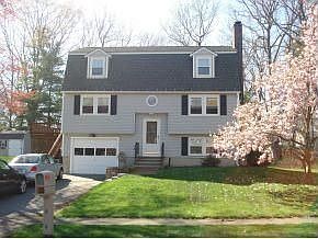1st image of 11 Melissa Dr