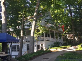 2389 Waukazoo Trl, Holland, MI 49434