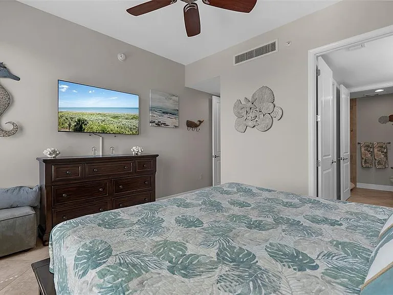 395 Aruba Cir #401 — Photo 22