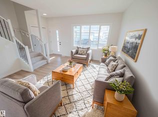 1332 14th Ave NW, Edmonton, AB T6T2S3