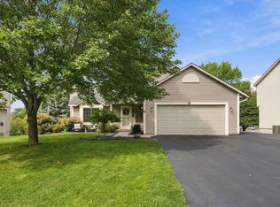 3875 Walnut Grove Ln N, Plymouth, MN 55446