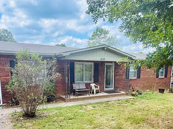 610 N Russell St, Dawson Springs, KY 42408