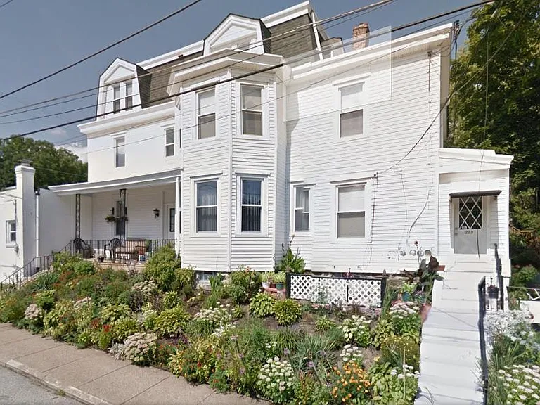 223 Ryers Ave — Photo 2