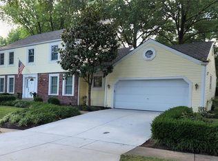 15615 Summer Ridge Dr, Chesterfield, MO