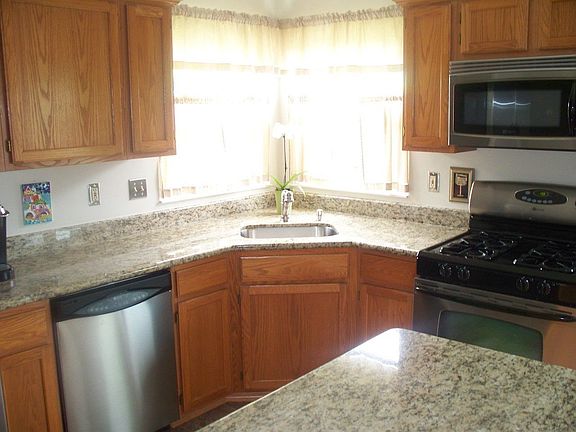 2nd image of 2380 S Ziner Cres