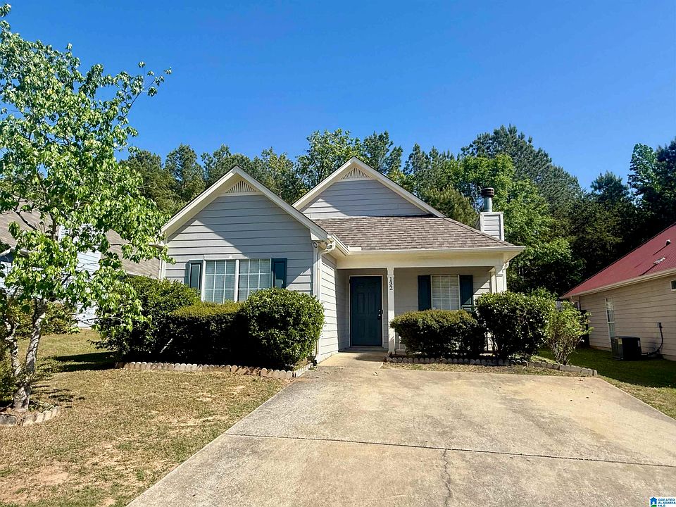 1st image of 132 Carrington Ln
