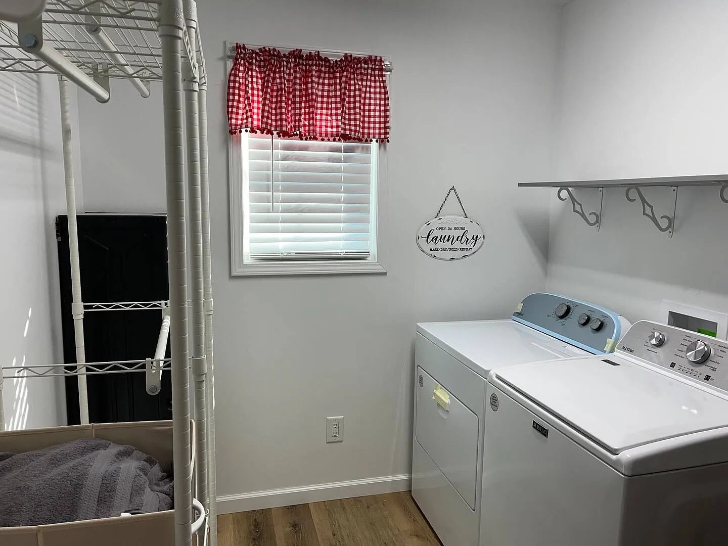Historic 1-Bedroom, 1-Bathroom Home Fully Remodeled — Photo 3