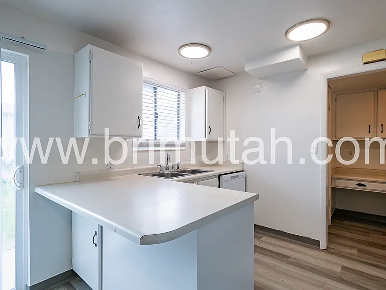 4456 S Albright Dr — Photo 7