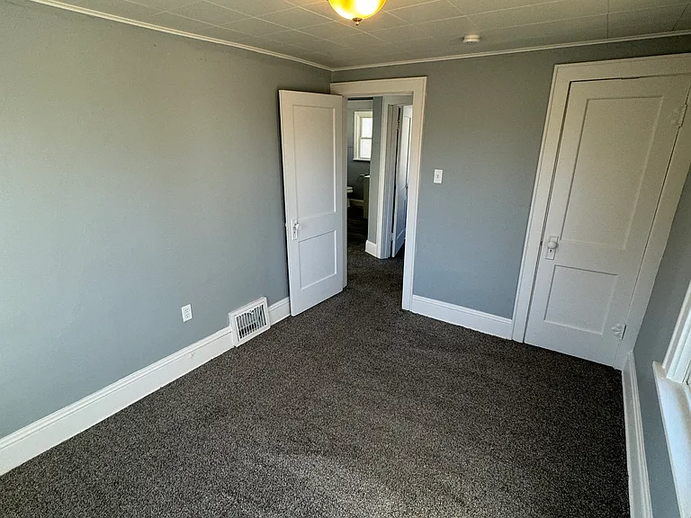 1056 Burkhardt Ave — Photo 18