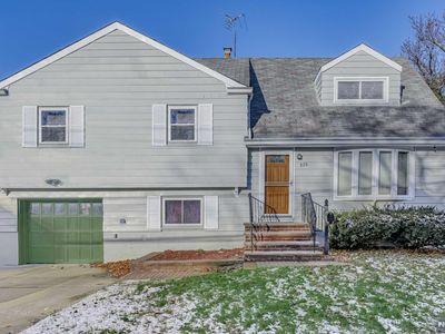 820 Red Rd, Teaneck, NJ, 07666