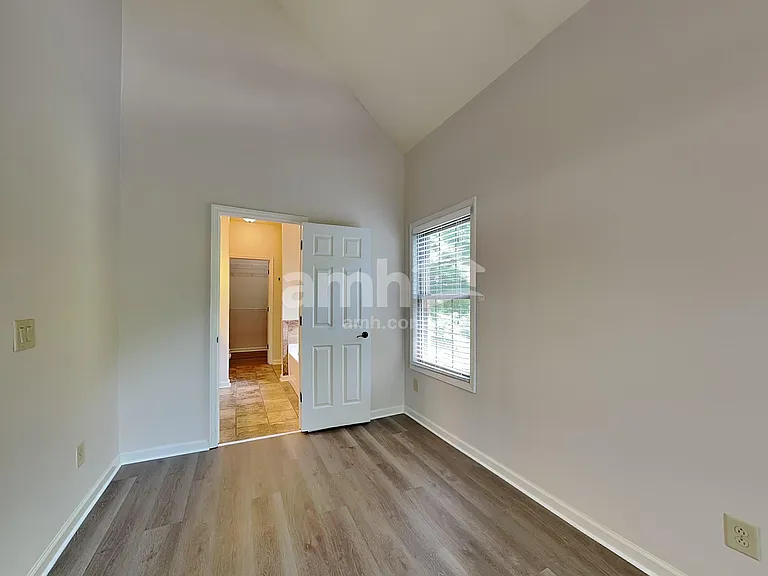 103 S High Ridge Dr — Photo 11