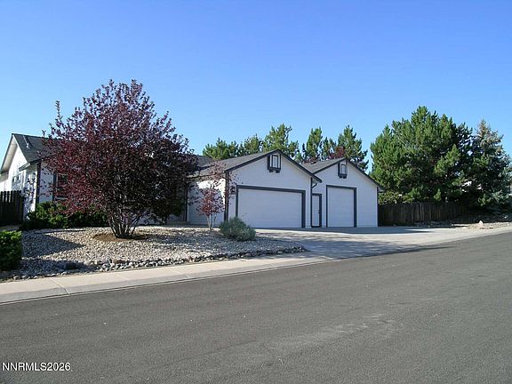 2nd image of 893 Vista Park Dr