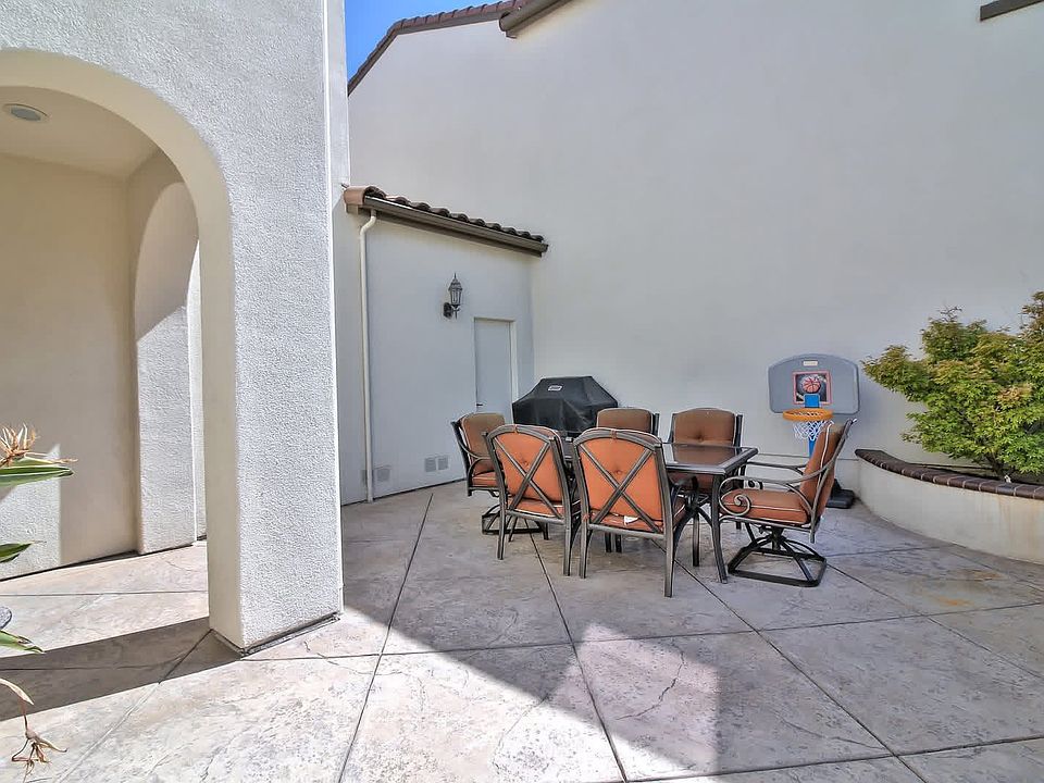 2nd image of 1306 Cedarwood Loop