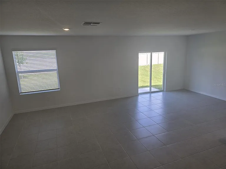 11962 Brae Way — Photo 3